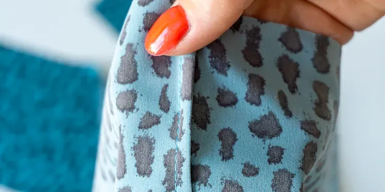 Naden afwerken met french seams - stap-voor-stap tutorial